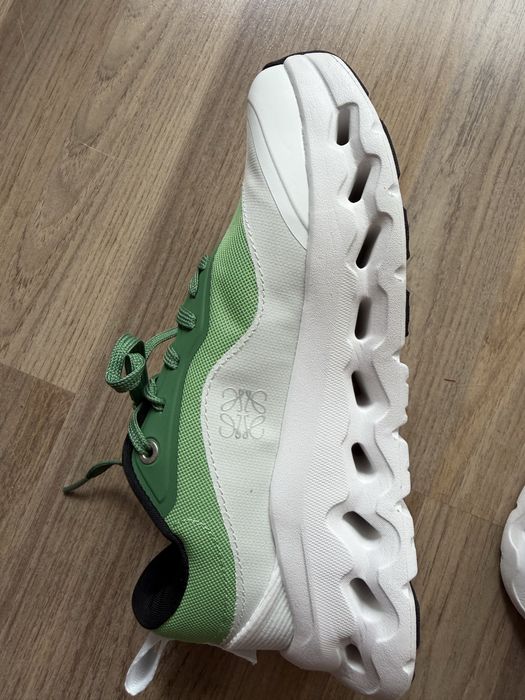 маратонки On x Loewe