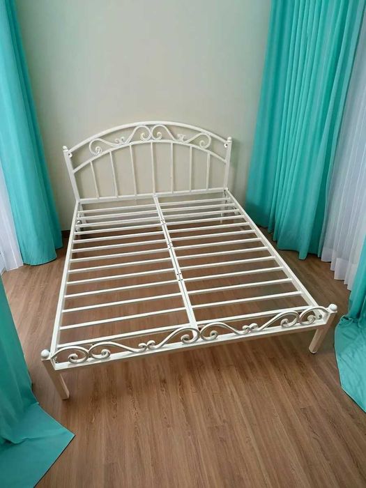 Кровати металлические