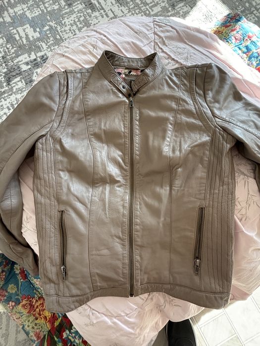 Продам коженную куртку