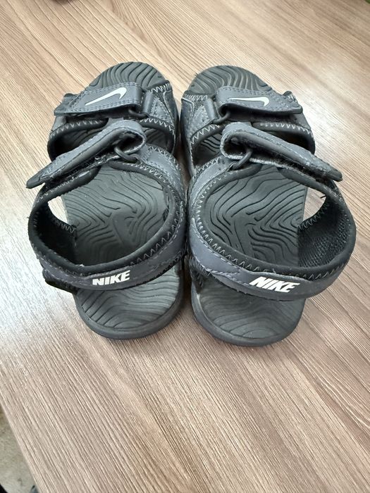 Новые сандали Nike оригинвл