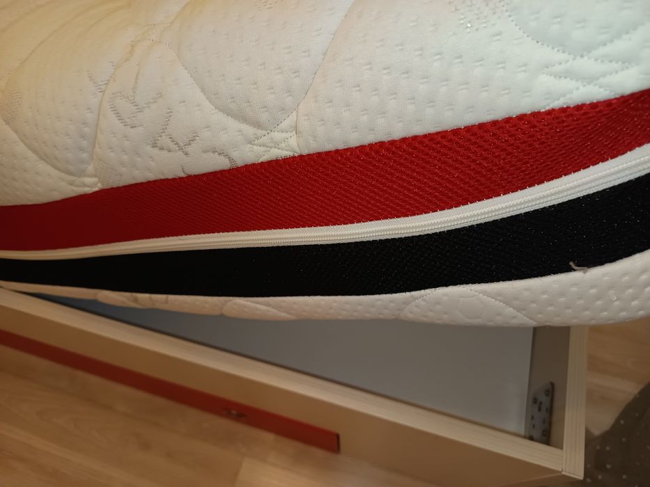 Husa matlasată Silver pt saltea 140*200*23 cm