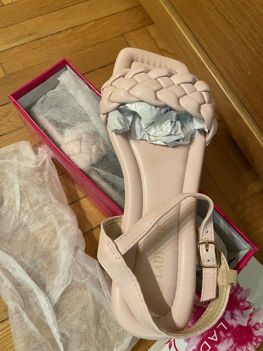 Дамски сандали розови