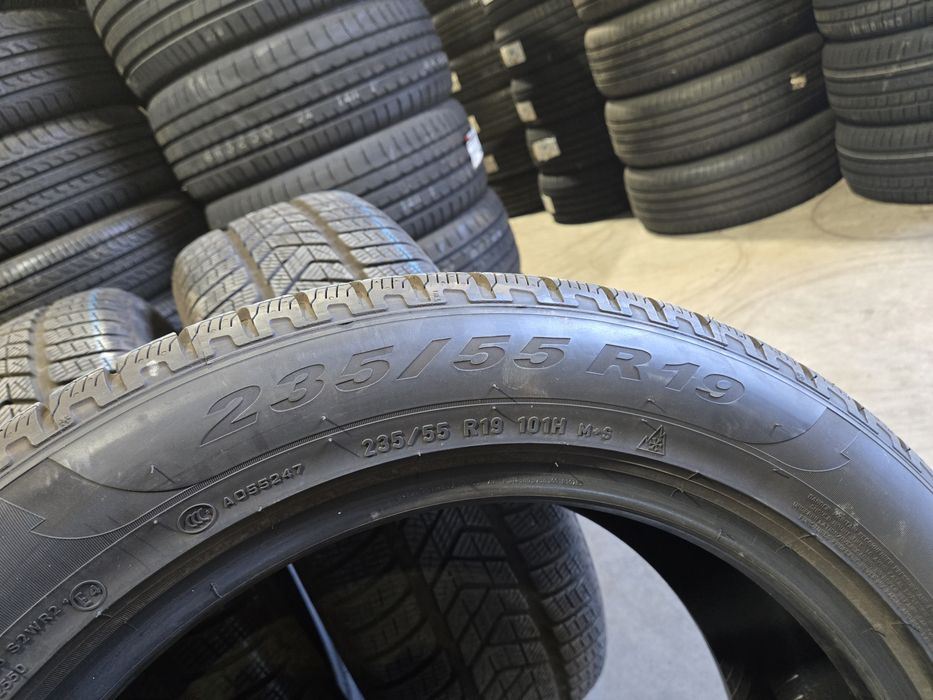 235/55/19 PIRELLI 4бр
