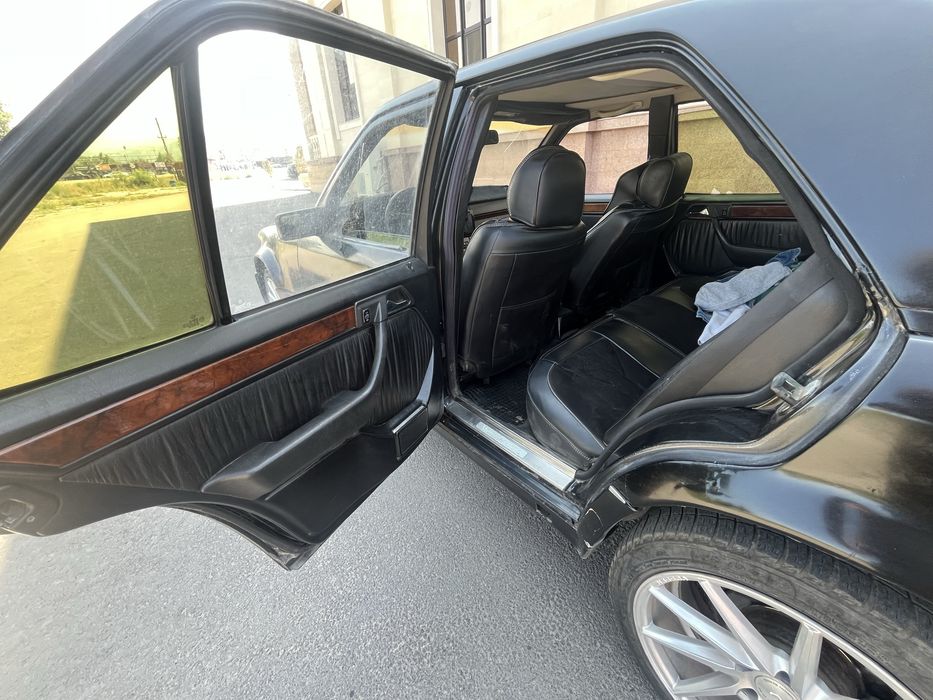 Mersedes Benz w124