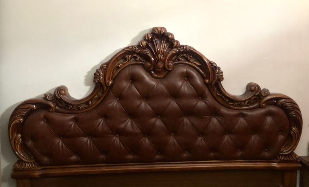 Спальная мебель.