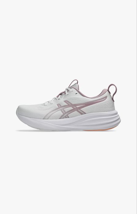 Женские кроссовки от asics