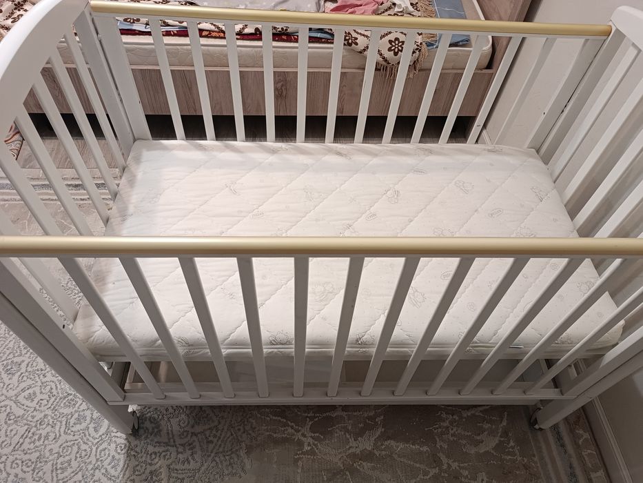 Продам детский манеж