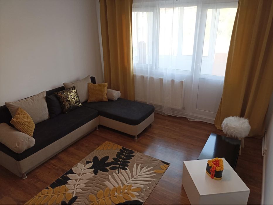 Inchiriez apartament cu 2 camere