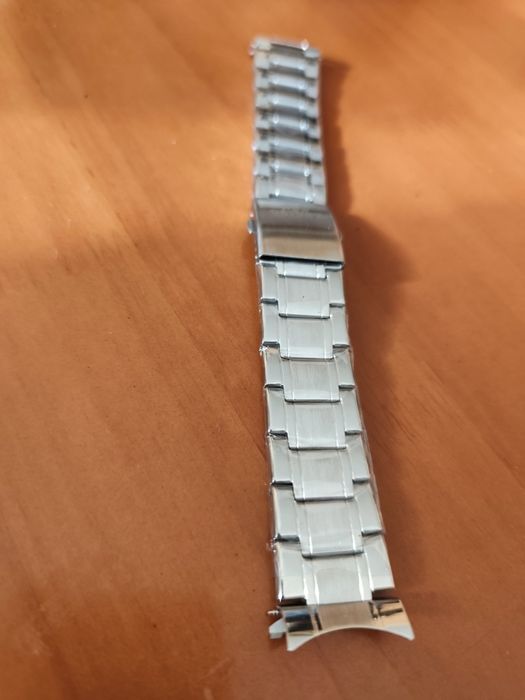 Нова верижка за часовник 22мм