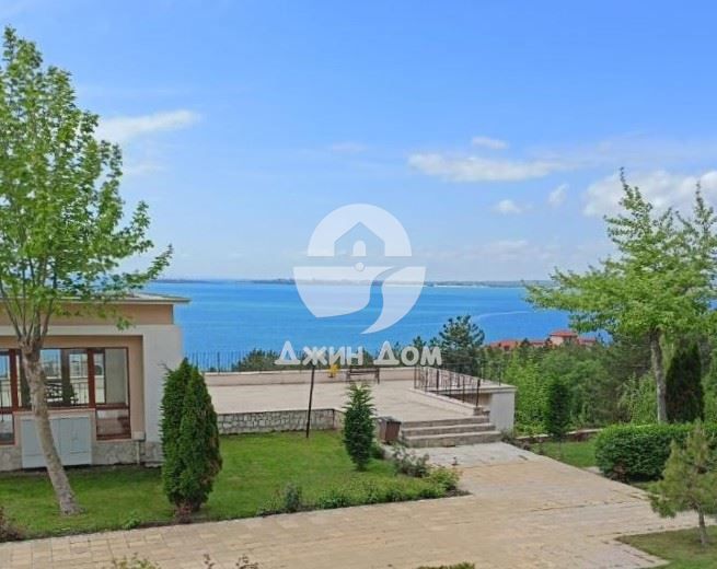 Двустаен апартамент с ПАНОРАМА МОРЕ в к-с „Сий Форт Клуб“, гр. Свети