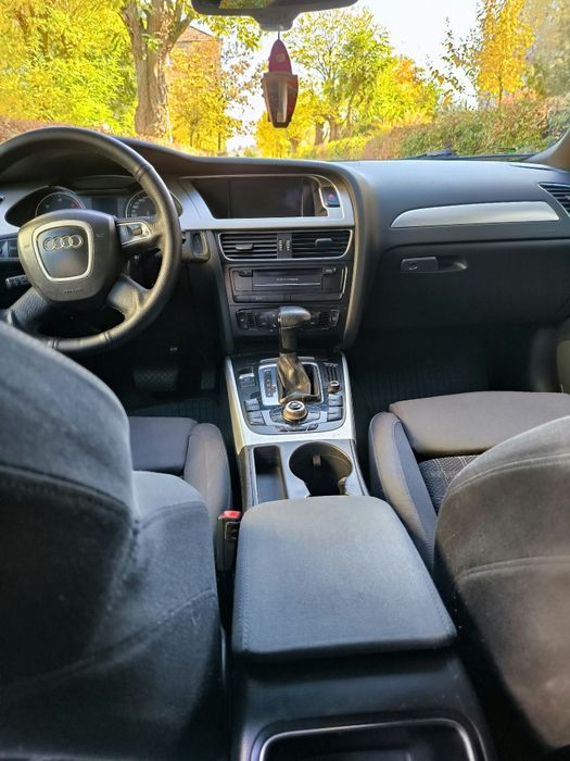 AUDI A4 2011 — imagine 5
