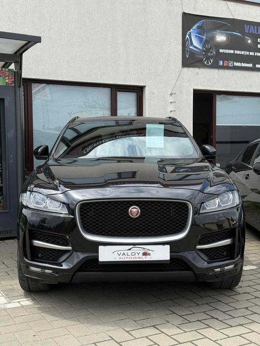 Jaguar F-Pace Mild Hibrid / R-Sport / 4x4/ Panoramic
