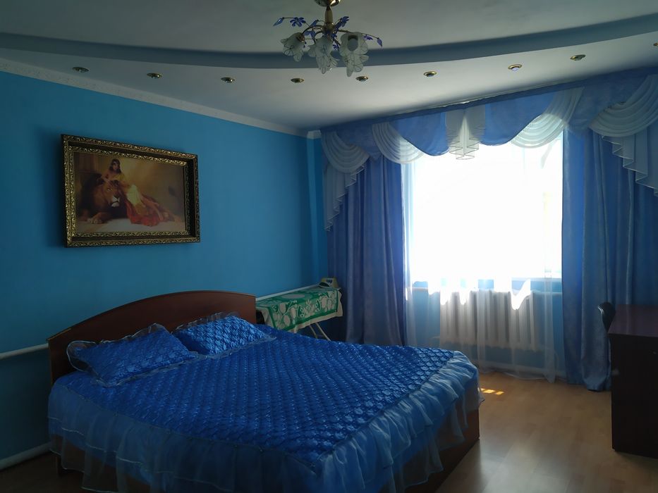 Продам 2-х этажный коттедж