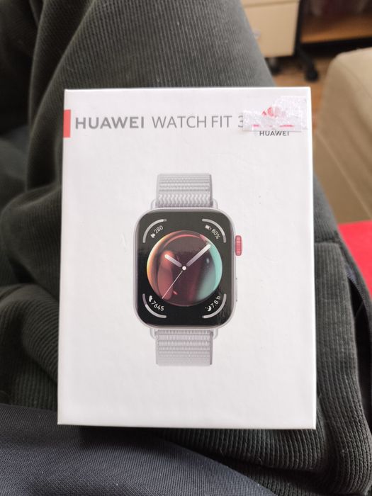Часы Huawei Watch Fit 3