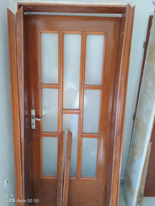 Интериорни врати с первази