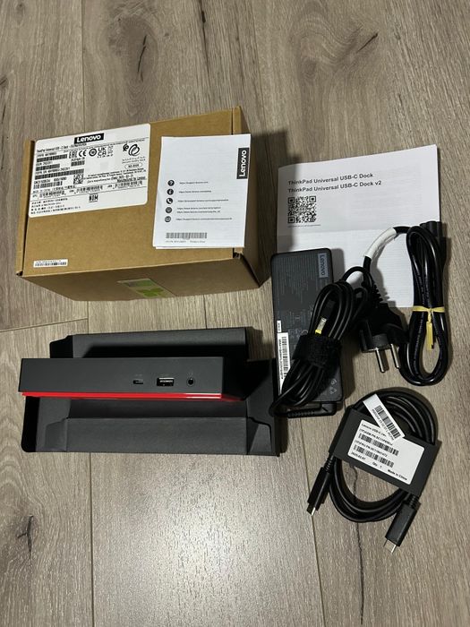 Thinkpad nou Universal USB C Deck Lenovo