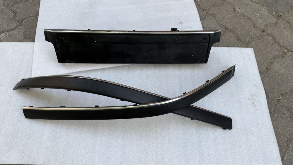 Молдинги переднего бампера BMW e39