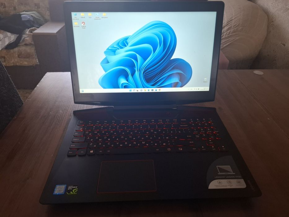 Lenovo legion y720