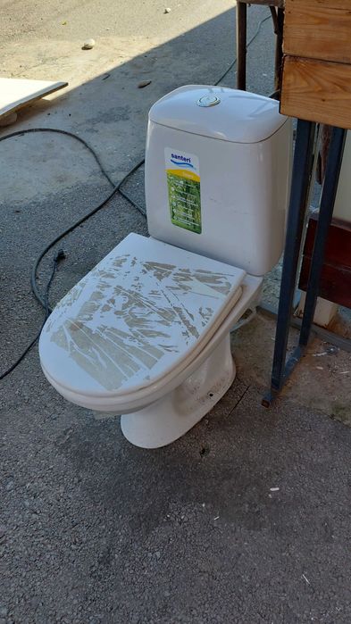 Унитаз и раковина