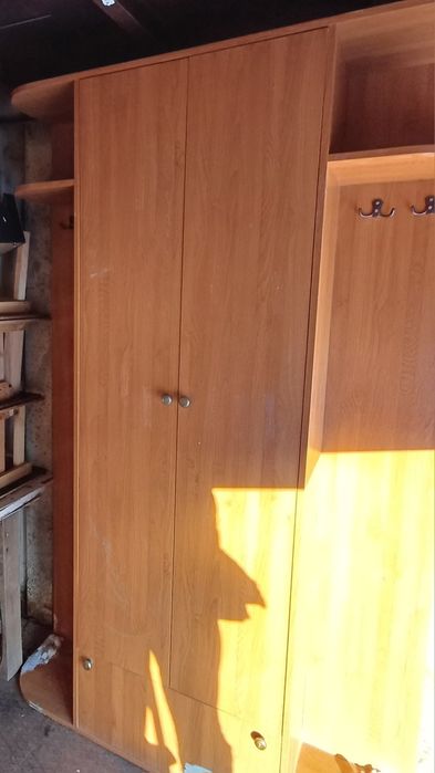 Продам Шкаф прихожую