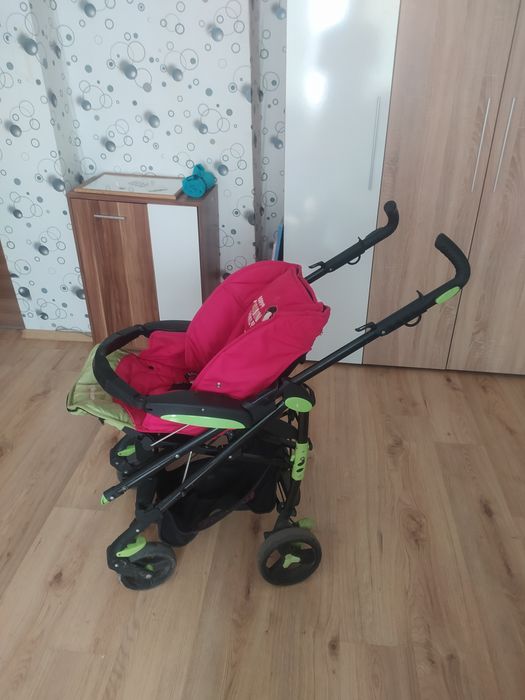 Продавам детска количка