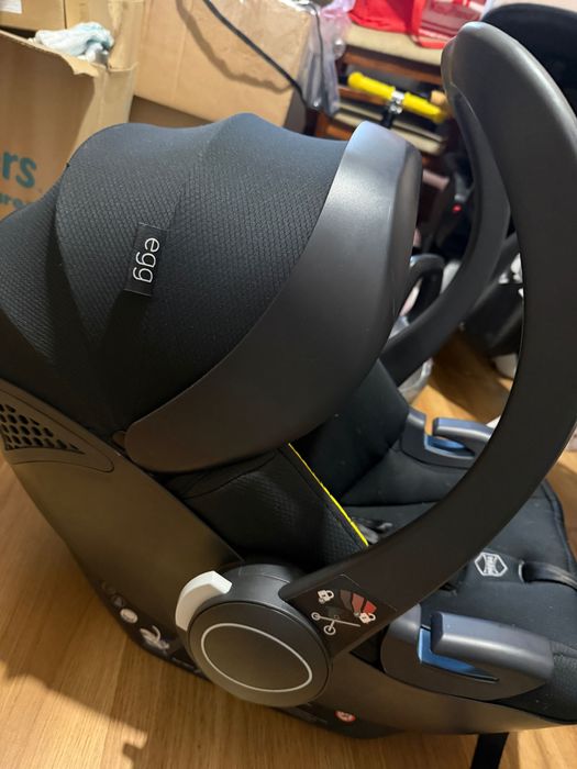 Стол за кола egg i-size