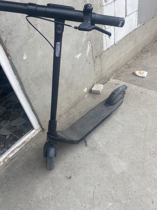 Vand /schimb trotineta electrica ninebot e 2 pro