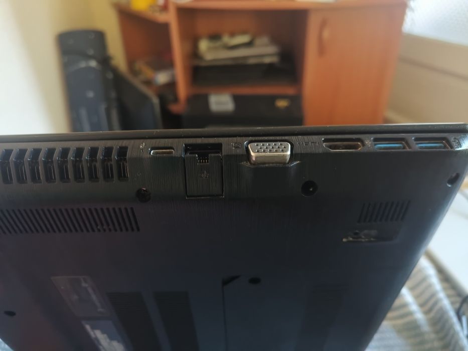 Laptop Acer aspire E5 575G Intel