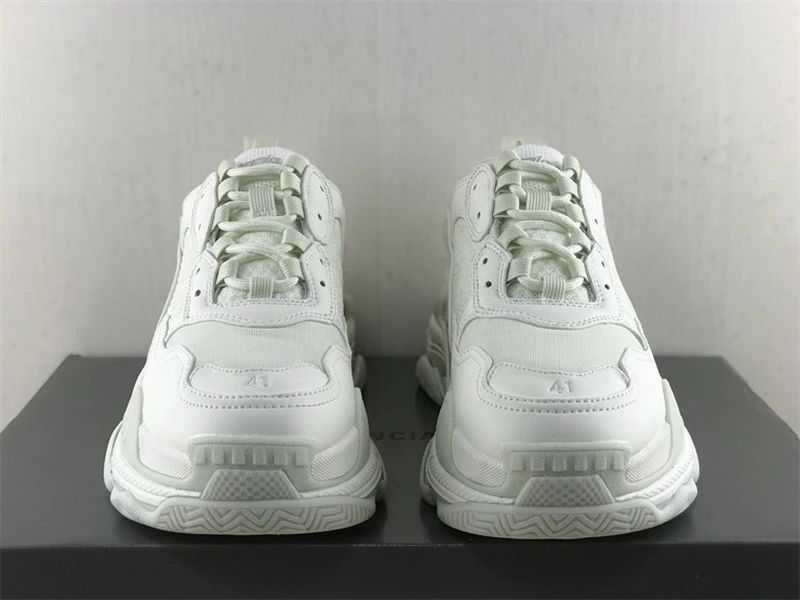 Balenciaga Triple S - Cream/White/Dark Grey