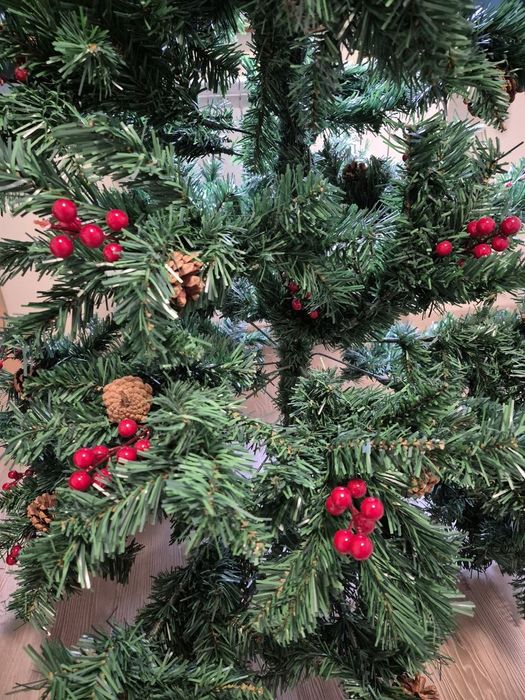 Коледно   дърво ...