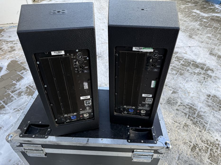 Vând 2 boxe active profesionale EML-EMF