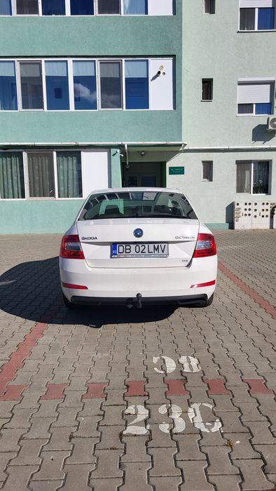 Skoda octavia 3 2013 1.6 TDI CLHA