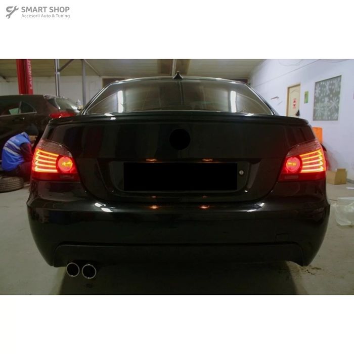 Bara spate BMW Seria 5 E60 LCI (2007-2010) M-Technik Design cu PDC 18m