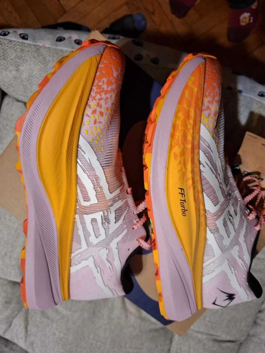 Нови маратонки за планинско бягане ASICS METAFUJI TRAIL