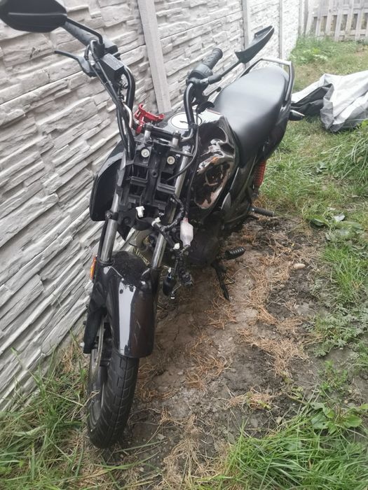 Honda CB125F 2024 avariat