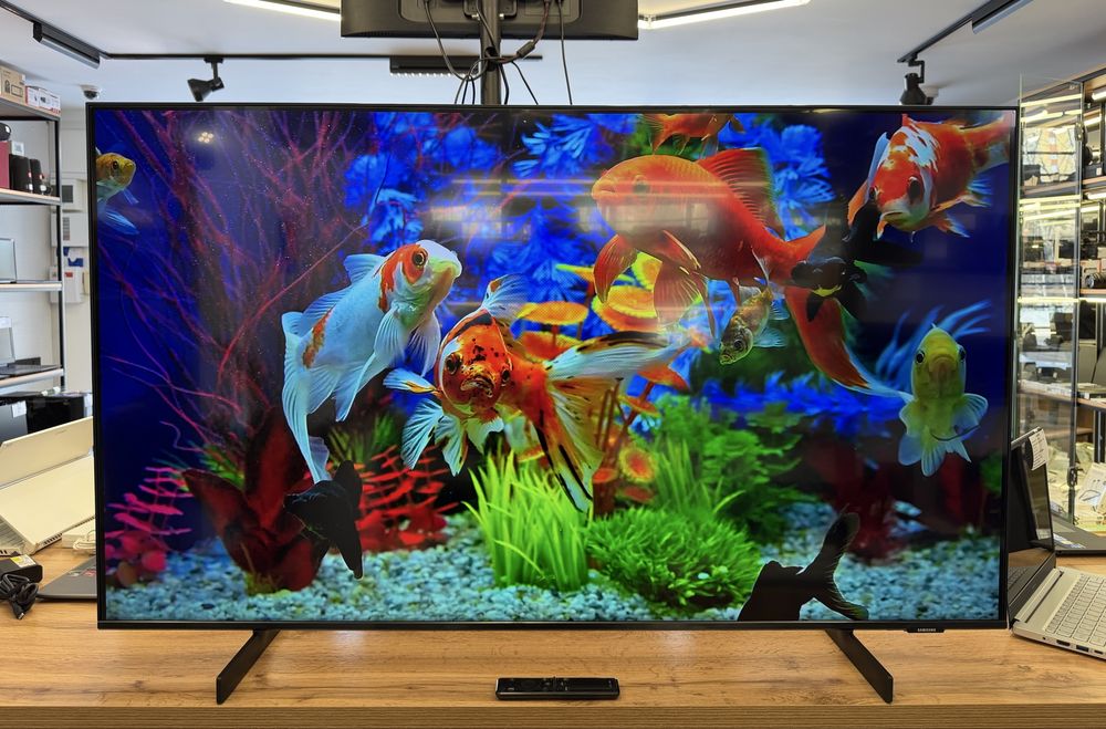 Смарт Телевизор Samsung UE50CU8000UXCE, 50" 127 см, 4K UHD, 1662/A10