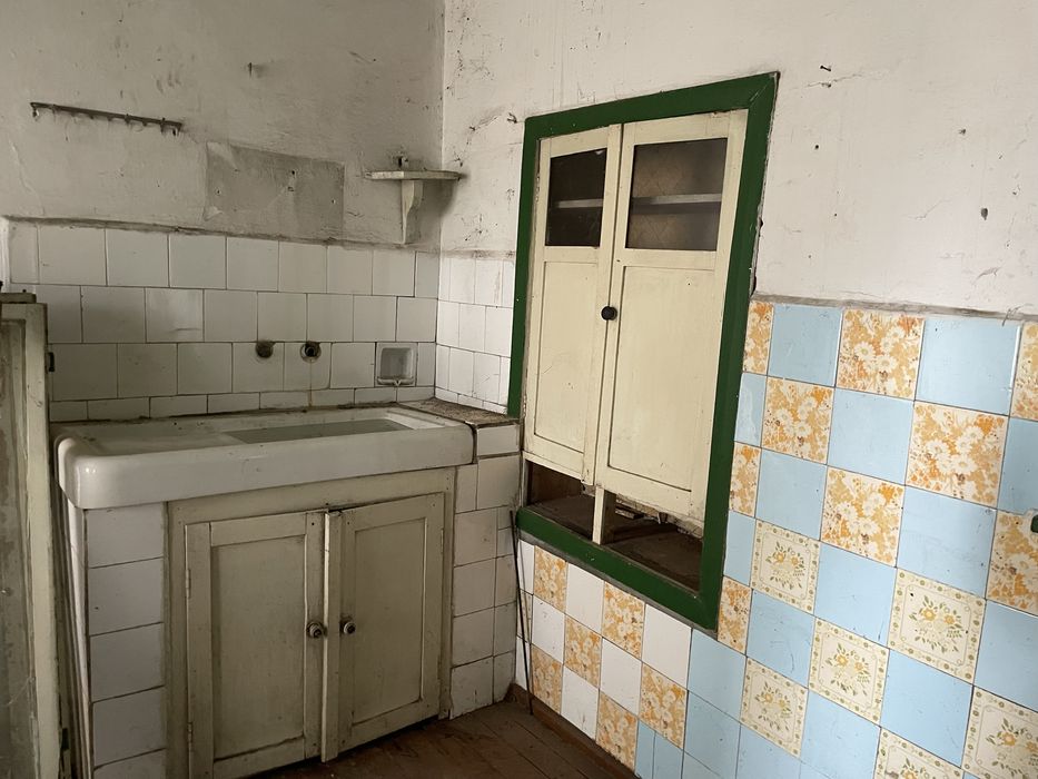 Продавам къща на село