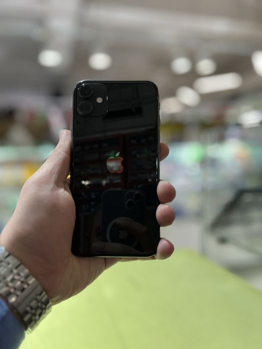 11 айфон 128гб б/у