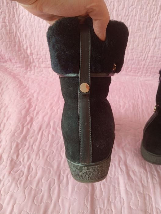 Ботинки женские.
