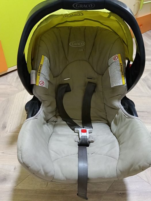 Автолюлька, автокресло