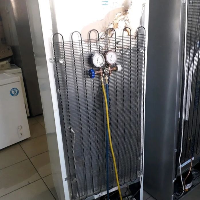 Опыт более 10 лет. Ремонт холодильников