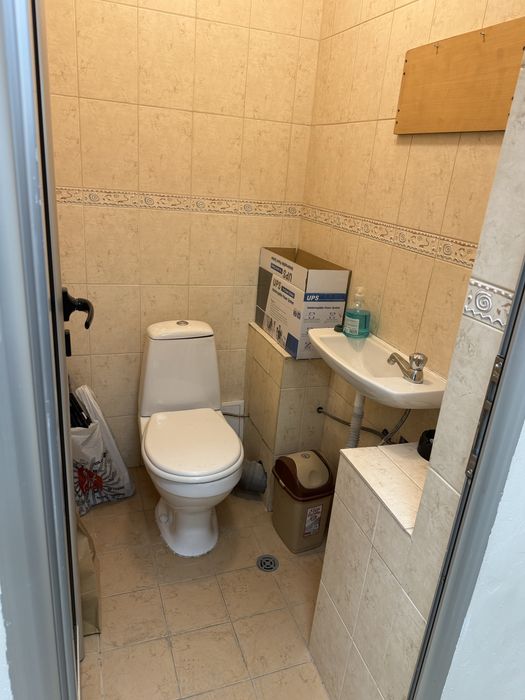 Дава се под наем Магазин в София, Левски Г - 15 кв.м за 178.5 € - Снимка #6