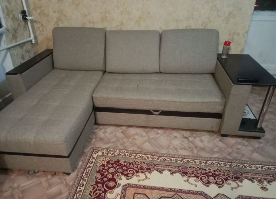 Продам отличный диван