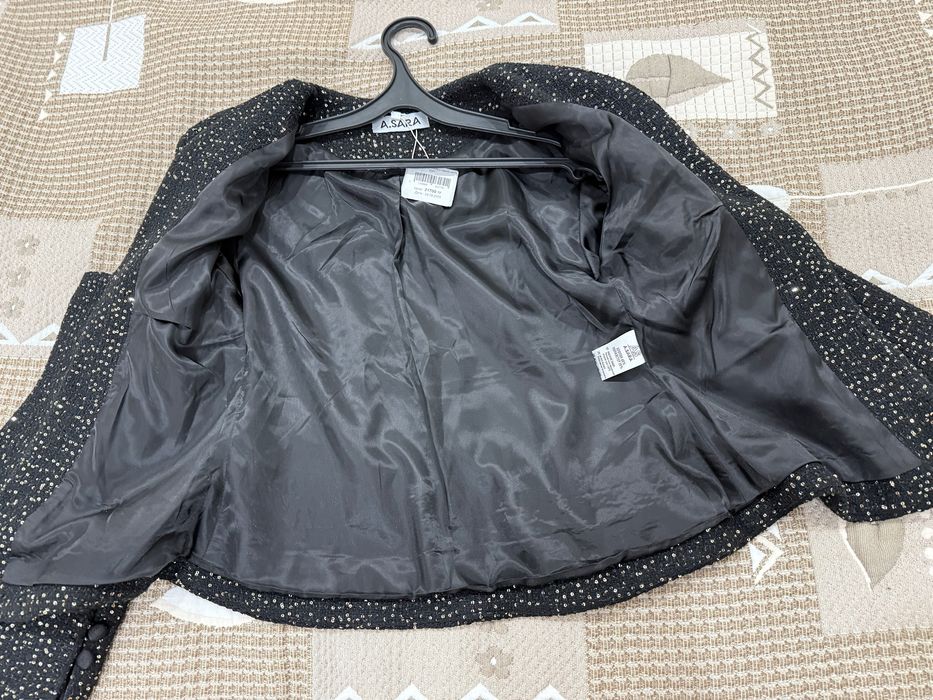 Пиждак нарядный новый