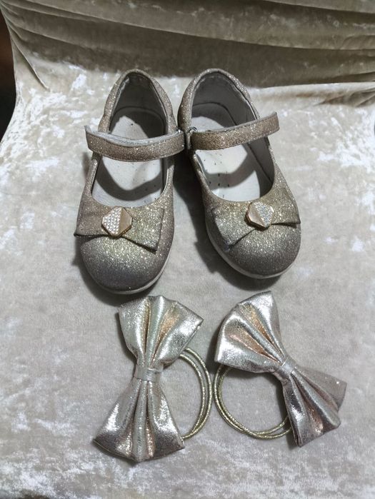 Платье для девочек в комплекте бантик туфли