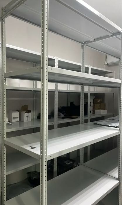 Стеллажи новые, не использовались