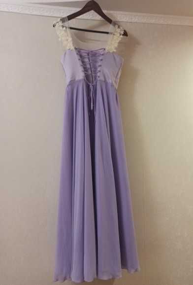 Платье на выход.   .