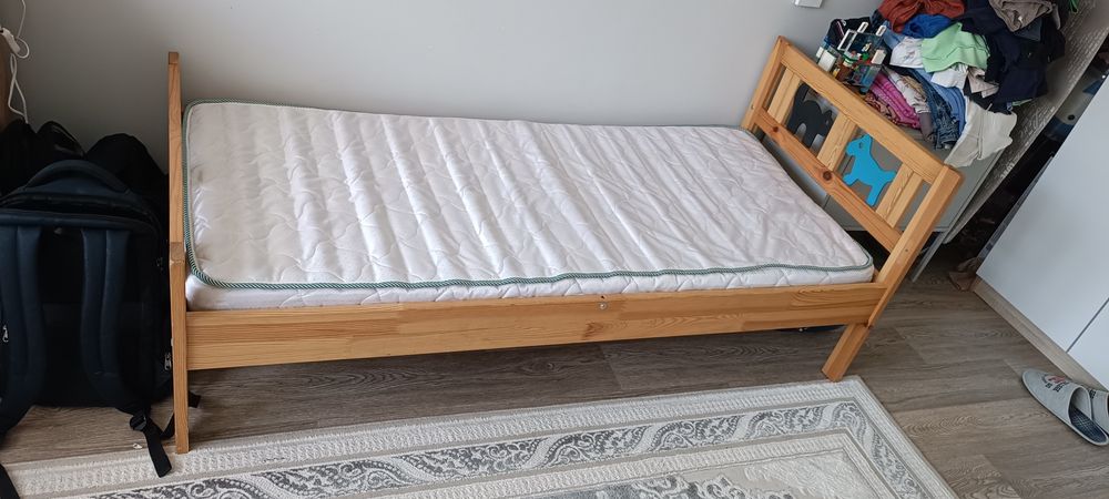 Продам кровать ikea 160*70см