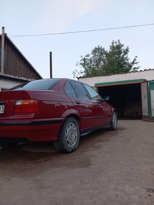 Продам BMW е36 в отличном состоянии