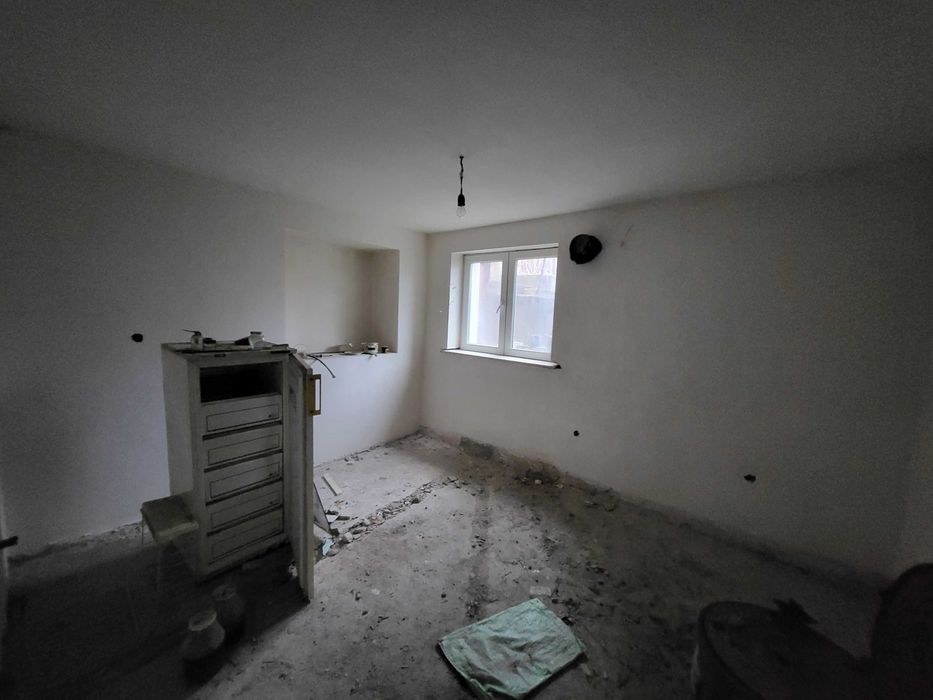 Продава се Къща в Пещера - 500 кв.м за 194 €/кв.м - Снимка #14